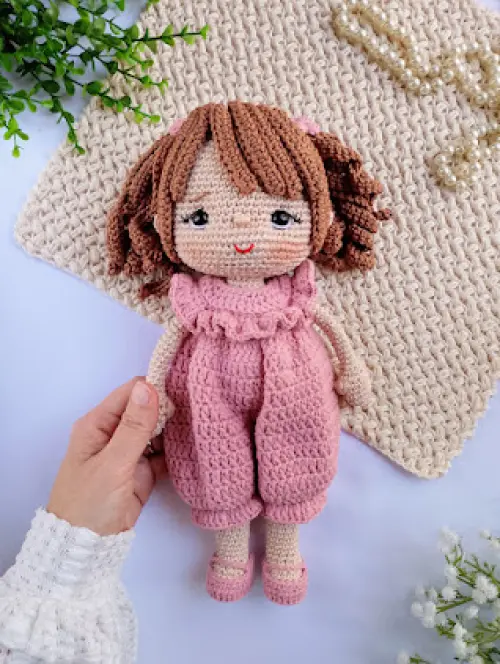 Boneca de Crochê Amigurumi