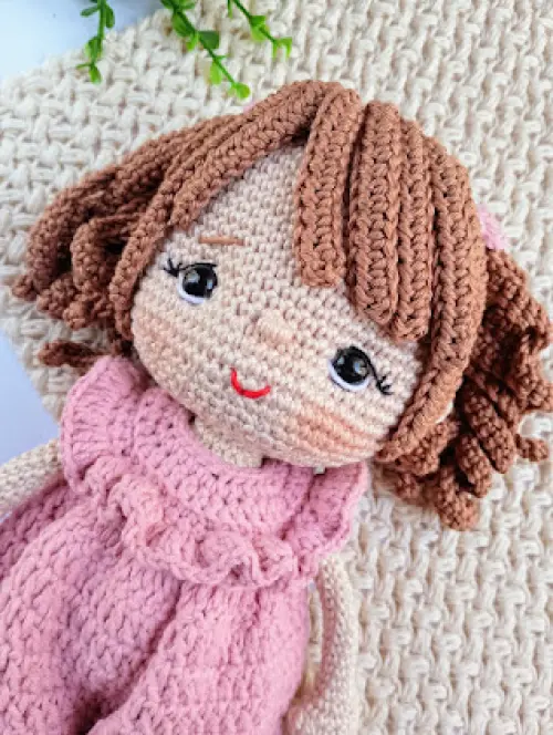 Boneca de Crochê Amigurumi