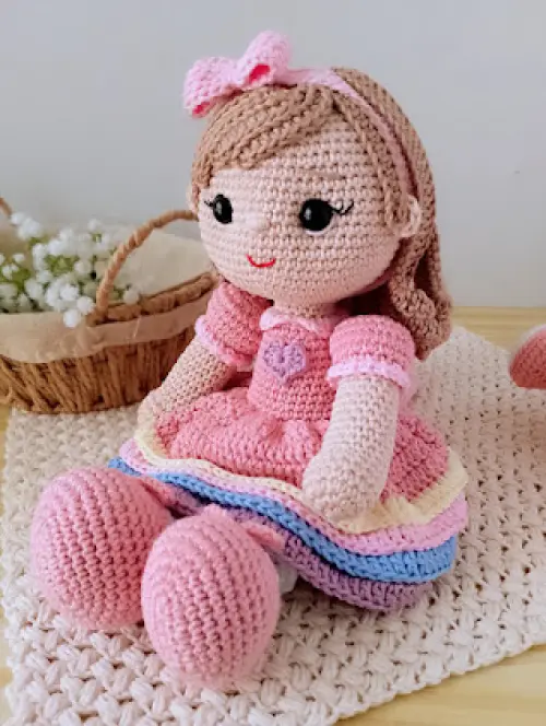 Boneca de crochê Amigurumi