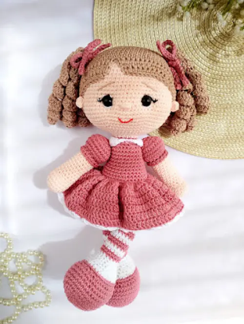 Boneca de crochê Amigurumi