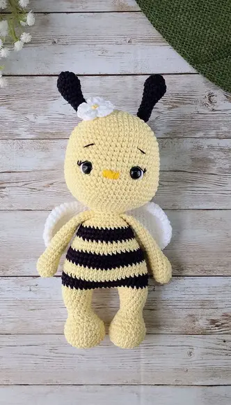 Abelhinha de Crochê Amigurumi