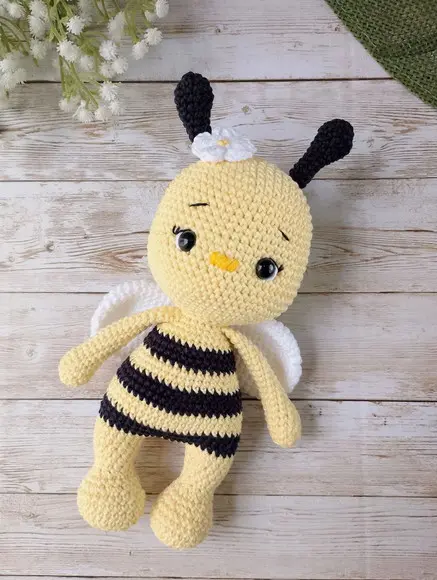 Abelhinha de Crochê Amigurumi