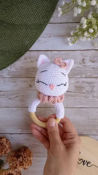 Chocalho Gatinha Amigurumi Crochê