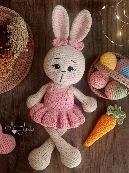 Coelha de Crochê Amigurumi