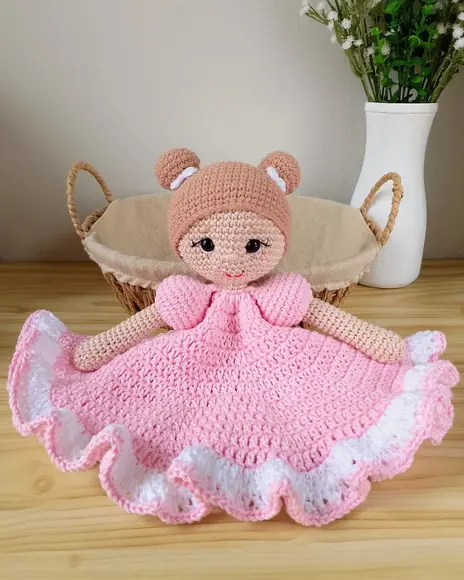 Naninha Boneca Amigurumi Crochê