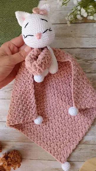 Naninha Gatinha Amigurumi Crochê