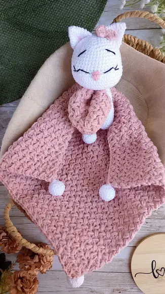 Naninha Gatinha Amigurumi Crochê