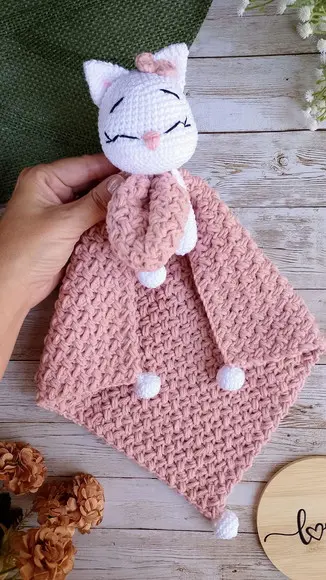 Naninha Gatinha Amigurumi Crochê