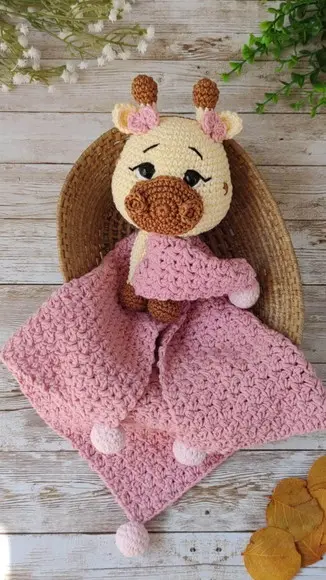 Naninha Girafa Amigurumi Crochê