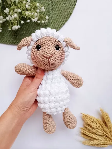 Ovelha Amigurumi