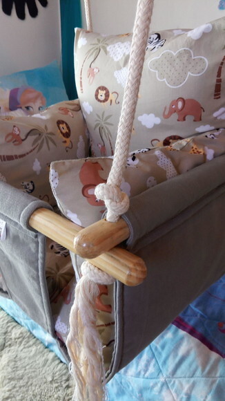 Balanço Bebe Infantil em Tecido/madeiracom Almofadas Extras