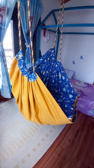 Balanço Cadeira/ Poltrona em Tecido com Almofadas