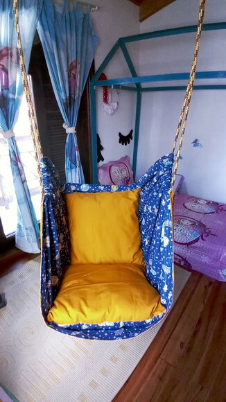 Balanço Cadeira/ Poltrona em Tecido com Almofadas