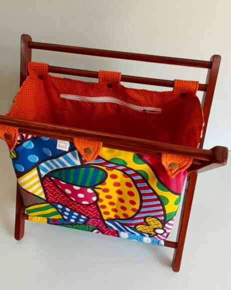 Bolsa Tricô e Crochê ou Revisteiro em Madeira e Tecido