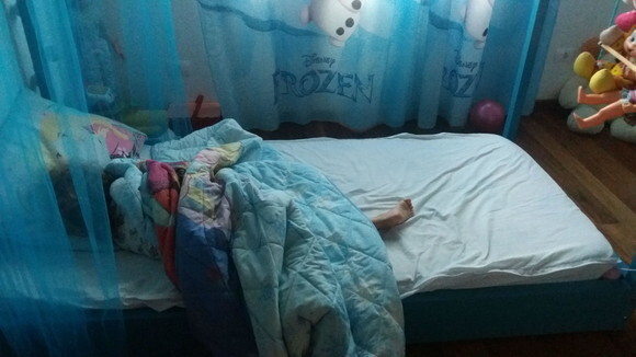 EDREDOM COM ZÍPER NO LENÇOL TIPO SACO DE DORMIR