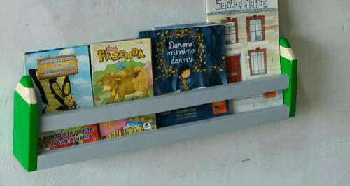 2 Prateleiras Porta Livros em Madeira