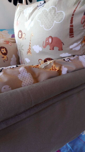 Balanço Bebe Infantil em Tecido/madeiracom Almofadas Extras