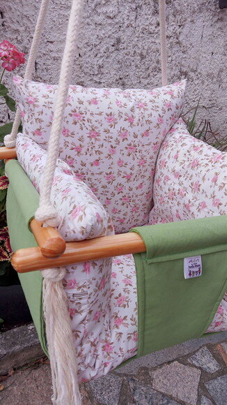 Balanço Bebe Infantil em Tecido/madeiracom Almofadas Extras