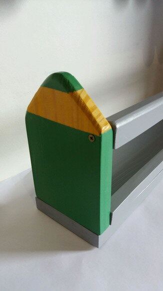 KIT CAMINHÃO LOUSA BRANCA + BOBINA DE PAPEL PARA DESENHAR