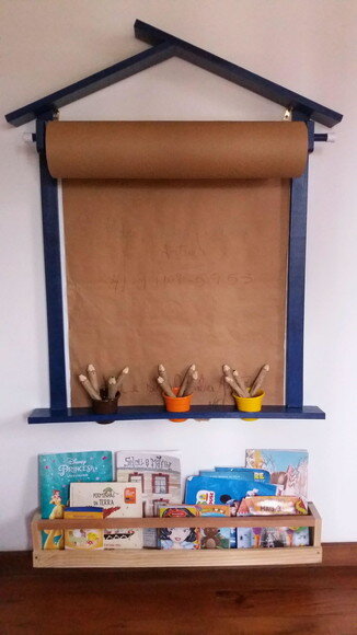 KIT CASINHA C/ LOUSA PVC C/ SUPORTE DE PAPEL PARA DESENHAR
