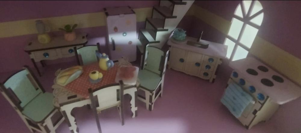 Casa casinha de bonecas personalizadas com iluminação e decora?