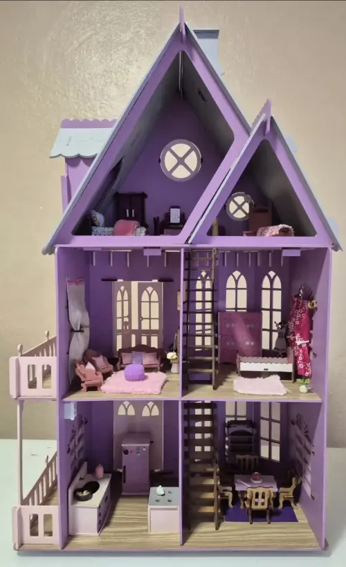 Castelinho casa casinha de boneca com iluminação e decorações