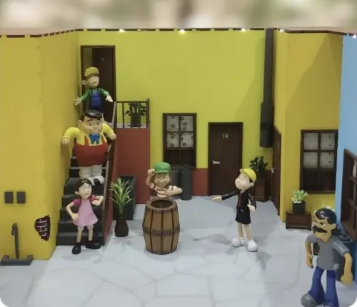 Brinquedo Vila do Chaves com iluminação e 9 personagens