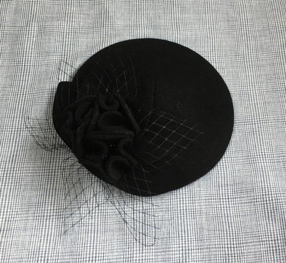 Casquete Preto Flores