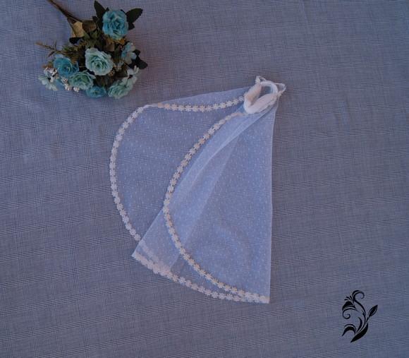 Véu de Bebê Branco para Missa com Meia de Seda