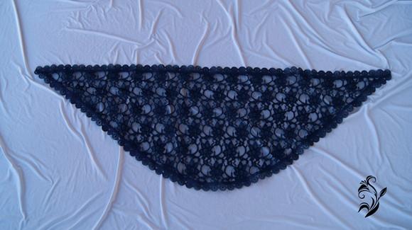 Véu de Renda Azul para Missa