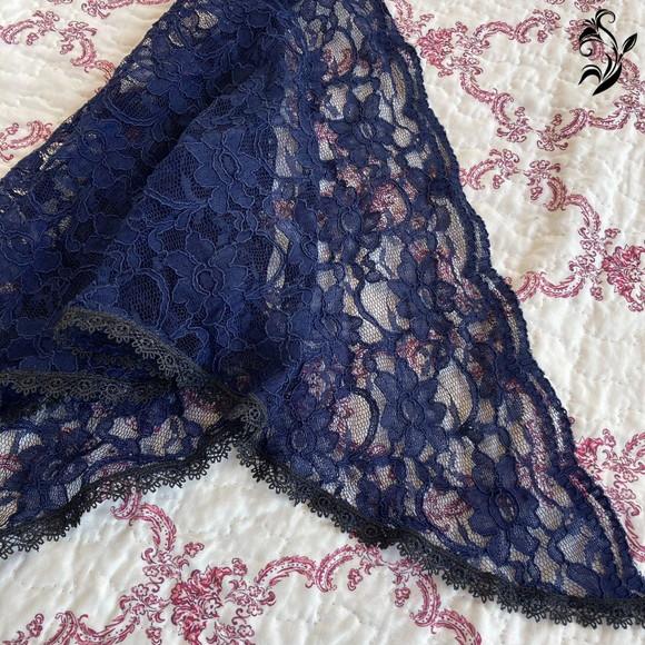 Véu de Renda Azul para Missa