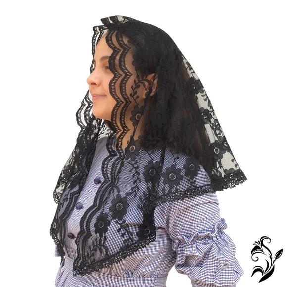 Véu de Renda Preto para Missa