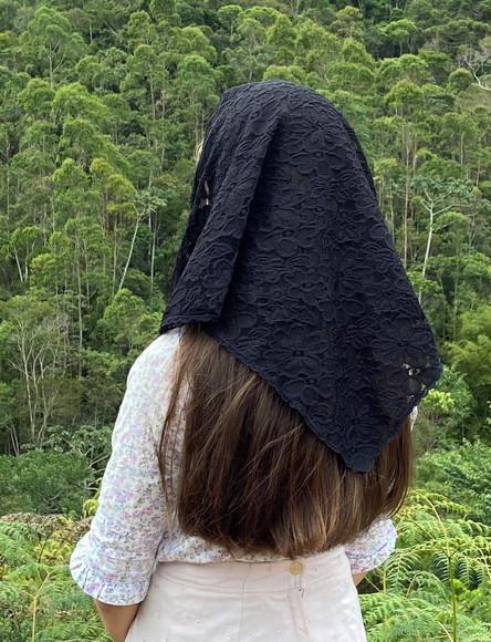 Véu de renda preto para missa - Tamanho P