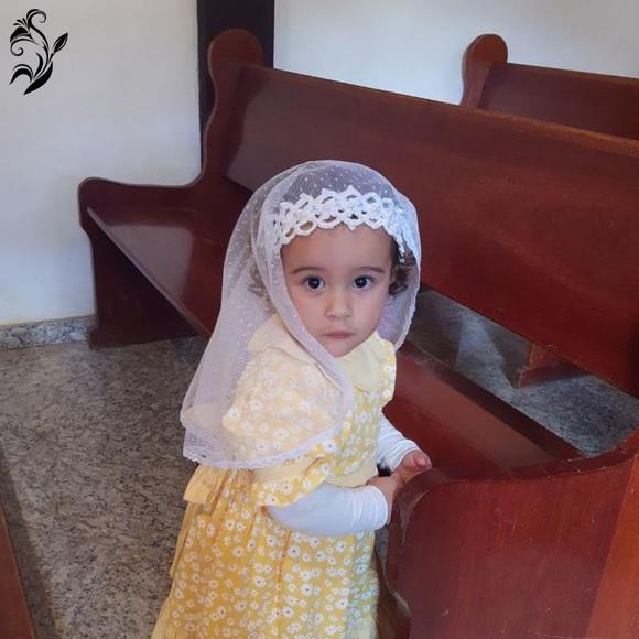Véu Infantil para Missa com Tiara de Crochê