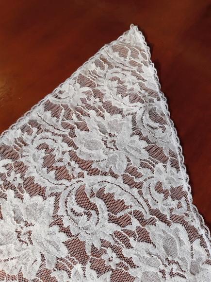 Véu Triangular Branco para Missa - Tamanho m