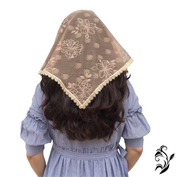 Véu Triangular Bege Para Missa - Tamanho P
