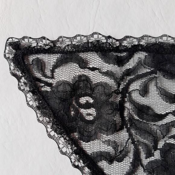 Véu triangular preto para missa - Tamanho P