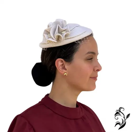 Casquete Bege Flores
