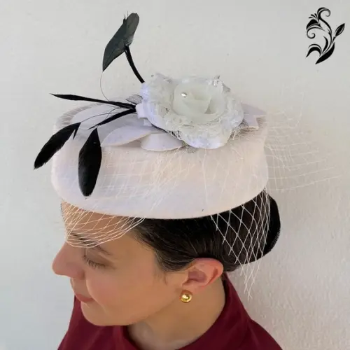 Casquete Off White Rosas
