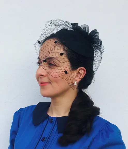 Casquete Preto com Tule