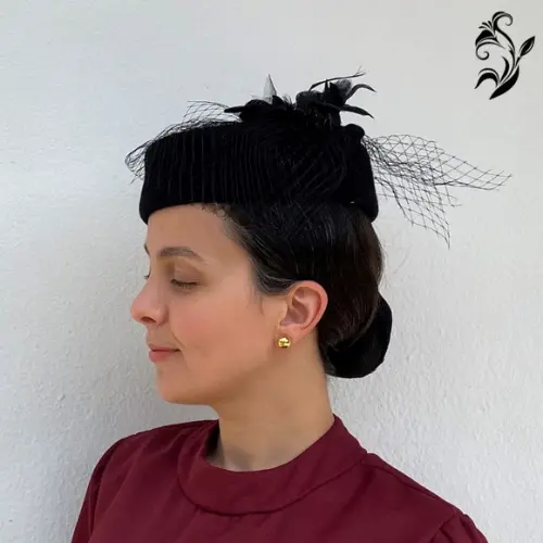 Casquete Preto Rosas