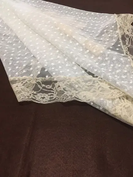 Véu de renda bege para missa - Tamanho GG