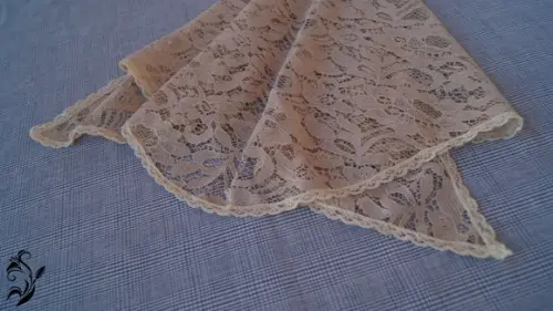 Véu de Renda Bege para Missa m