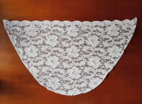 Véu de renda branco para missa - Tamanho M