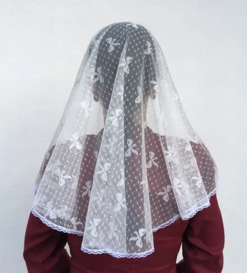 Véu de Renda Infantil Branco para Missa - Tamanho m