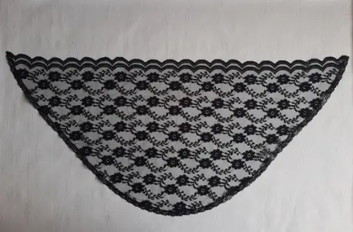 Véu de Renda Preto para Missa