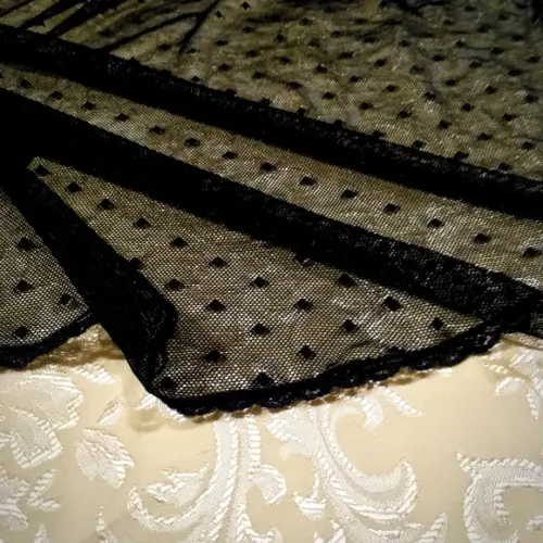 Véu de renda preto para missa - Tamanho G