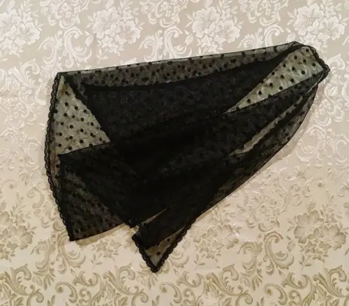 Véu de renda preto para missa - Tamanho M