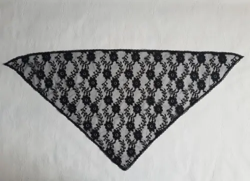 Véu de Renda Preto para Missa - Tamanho P
