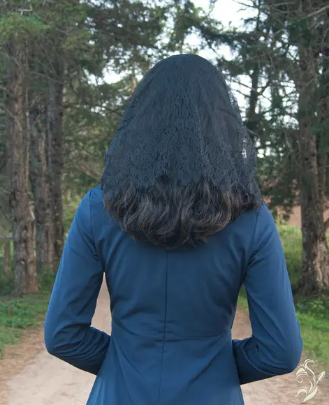 Véu Infinity Preto para Missa